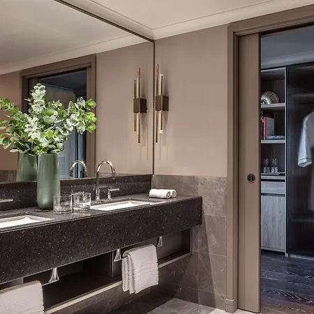Anantara Plaza - A Leading Of The World מלון ניס