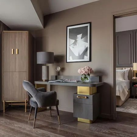 מלון Anantara Plaza - A Leading Of The World 5*