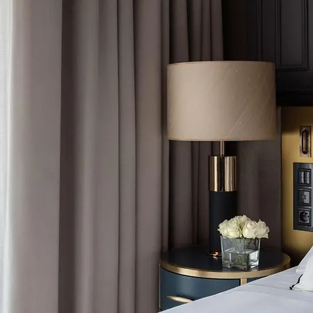 Hotell Anantara Plaza - A Leading Of The World 5*