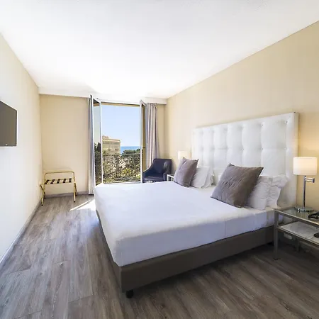 Anantara Plaza - A Leading Of The World Hotell